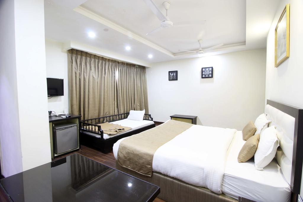 Genx Usha Kiran Agra Hotel Kültér fotó