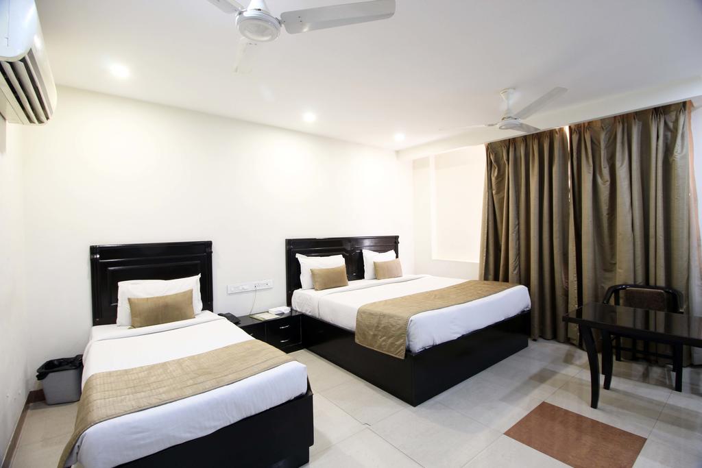 Genx Usha Kiran Agra Hotel Kültér fotó